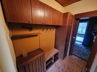 Darujem nábytok do predsiene - za odvoz