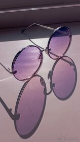 Slnečné ružovo-fialové ombre okuliare