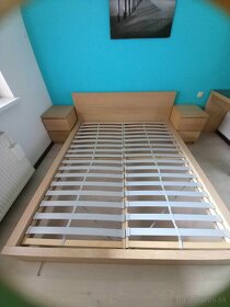 IKEA MALM spálňa posteľ, rošty, stolíky