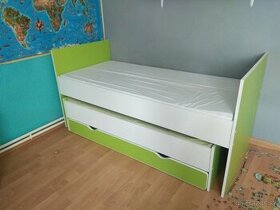 Detská dvoj posteľ + rošty a matrace