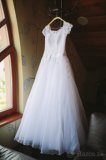 krasne svadobné šaty 38