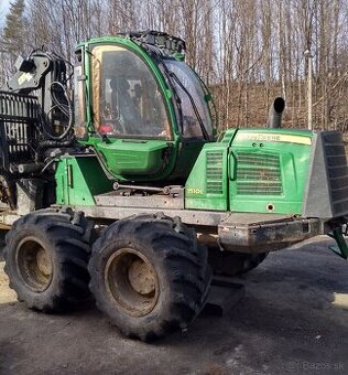 19t vyvážečka JD 1510E 8W forwarder JohnDeere lesní práce