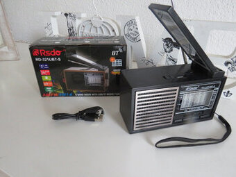 Predam nove,male radio RD-321UBT-lampas-SOLAR -
