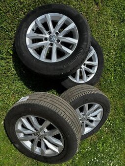 VW 16" Continental 215/60 R16