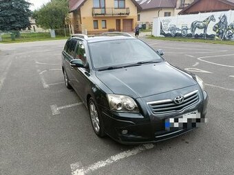 Predám Toyotu Avensis r.v 2008