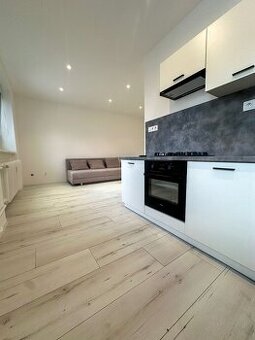 Na prenájom: Moderný 1-izbový byt v Seredi – 650 €