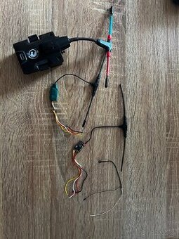 TBS CROSSFIRE MICRO TX V2 spolu s 2x NANO RX