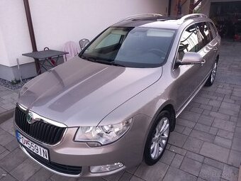 Škoda Superb 2.0tdi Elegance,125kW,manuál