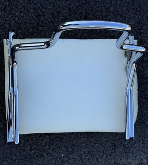 Harley Davidson Breakout M8 Sissybar TOP