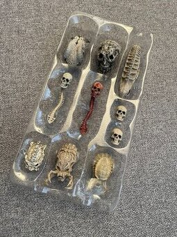 predator throphy wall