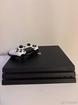 Predam Playstation 4 pro 1tb