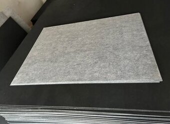 Sivé plastové termoizolačné dosky