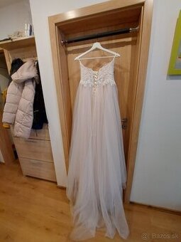 Svadobné šaty