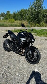 Kawasaki Z900 2025