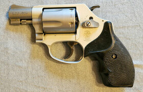 Predám revolver Smith&Wesson SW 637