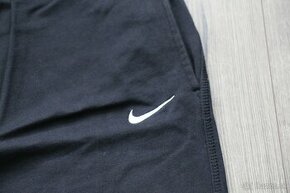 Nike teplaky