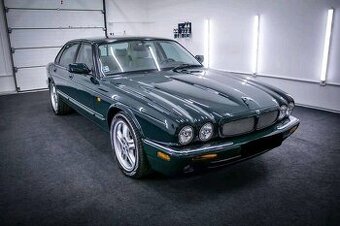 JAGUAR XJR 4.0 V8 Supercharged