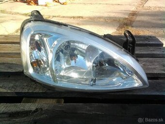 Predam predne svetla na Opel corsa C