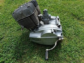 Motor JAWA 350
