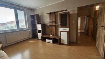Prenájom 2 izbového bytu Skalica Pelíškova ulica