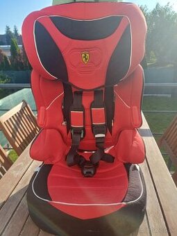 Ferrari scuderia 2 v 1 sedacka pre deti do auta