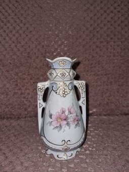 Váza Royal Dux Bohemia