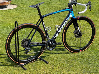 Trek Émonda SLR 7 Disc – Project One Segafredo