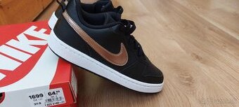 Dámske tenisky Nike 37,5 / Nové
