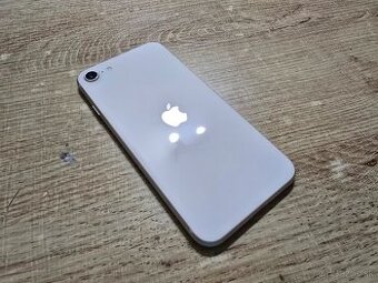 Iphone SE 2020 128gb v super stave bateria ma 94 percentne z