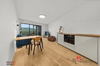 GUTHAUS | Štýlový 2-izbový byt s lodžiou, Karpaty a MHD na d