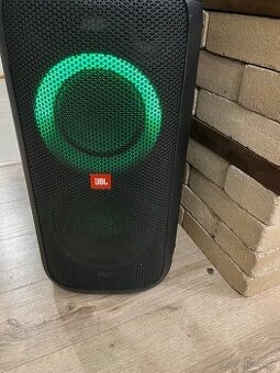 JBL partybox