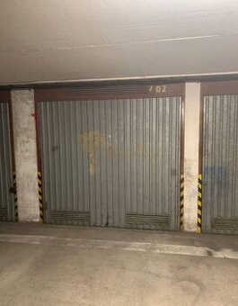 garáž na začiatku Petržalky