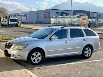 Škoda Octávia Combi 1,6 77 kW, 2012 rok