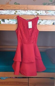 Slávnostné šatny zn. Numoco