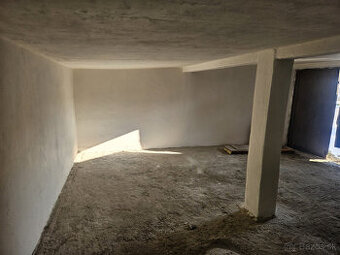 Na predaj 2-garáž v blízkosti centra Prešova o výmere 38m2