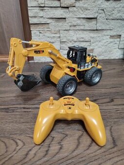 Bager na diaľkové ovládanie