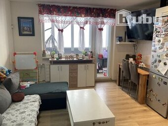 PREDAJ 3 IZB. BYT S LOGGIOU SNP, POVAŽSKÁ BYSTRICA, ZĽAVA 