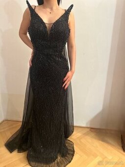 Luxusné večerné šaty - nové 