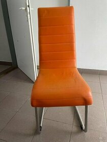 Jedalenska stolička