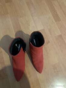 Červené topánky - 1