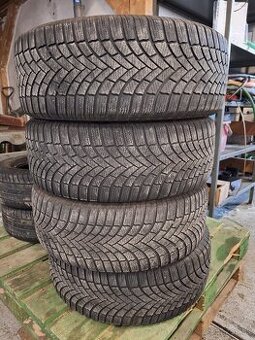 Zimné pneumatiky Bridgestone 235/55 r18 104H