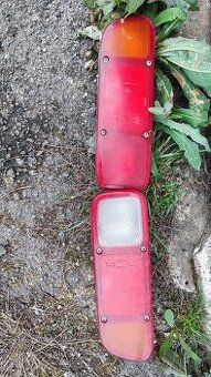 Predám zadné svetlá Nissan Terrano 2