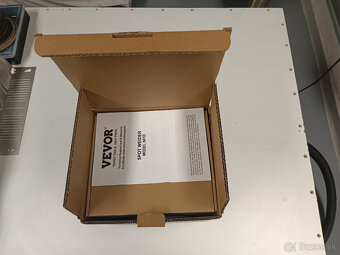 VEVOR 801D akumulátorová bodová zváračka 14,5KW kondenzátoro