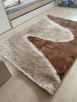 Koberec 140x190