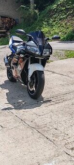 Predám Suzuki GSX R 750
