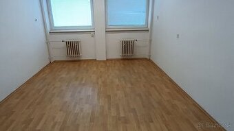 Na prenájom kancelária Nitra - Chrenová