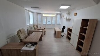 PRENÁJOM - Kancelárske priestory na Leteckom poli v Komárne