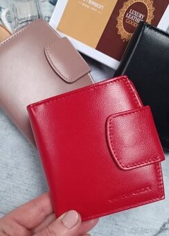 Červená peňaženka PeTerson ..