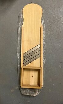 Predám ručný hoblík / strúhadlo na kapustu