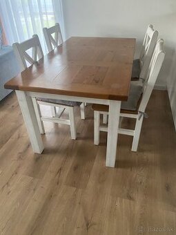 Jedálenská zostava Poprad - z masívu